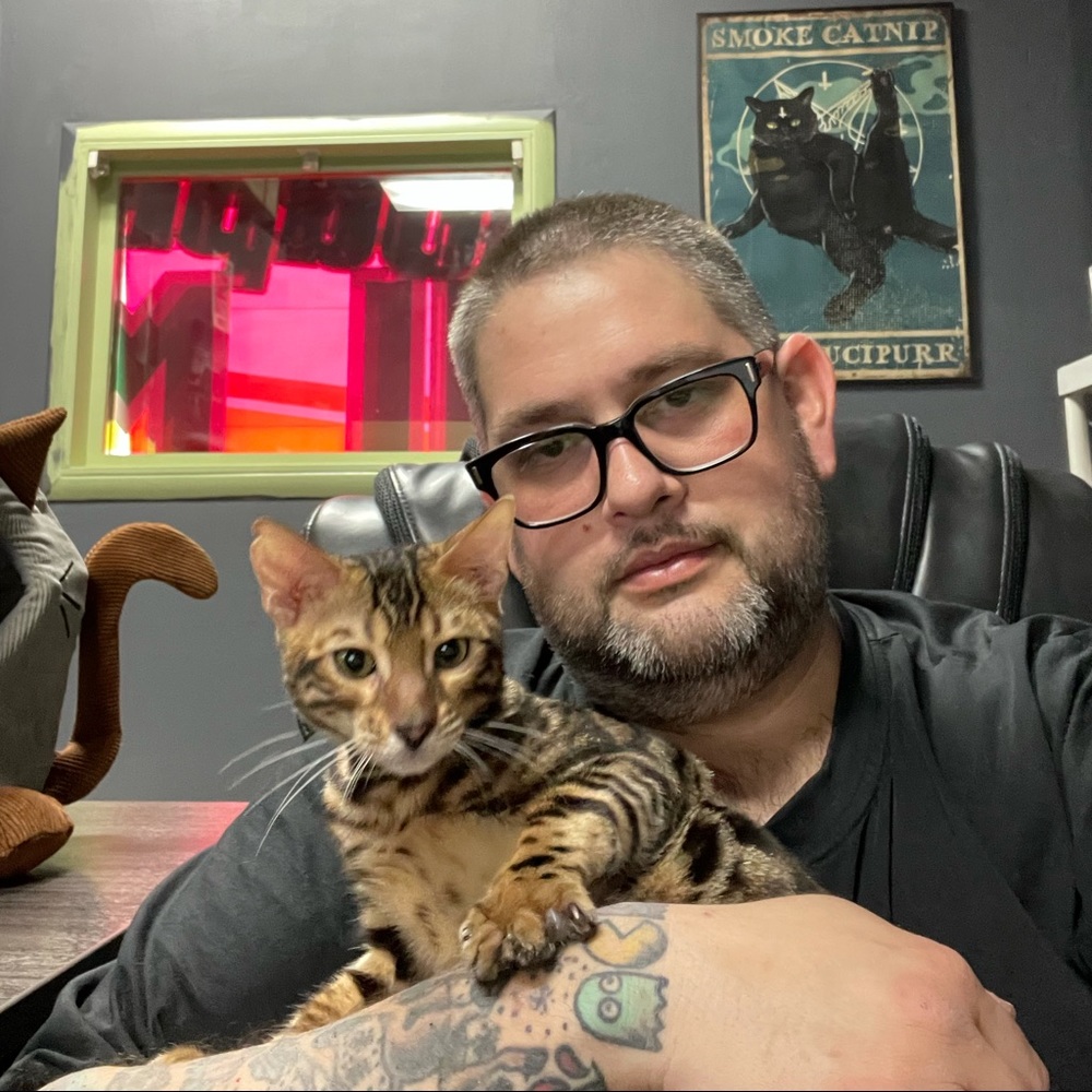 Meet your Posher, Bruce